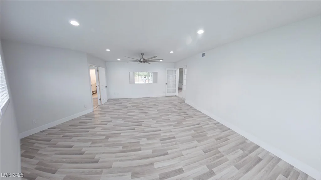 2135 Sombrero, Las Vegas, NV 89169
