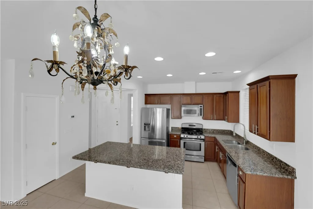 5960 Addy, North Las Vegas, NV 89081