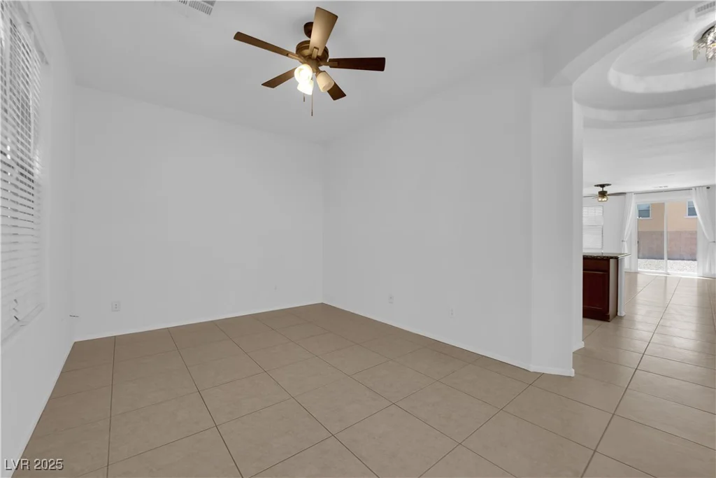 5960 Addy, North Las Vegas, NV 89081