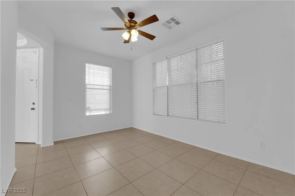 5960 Addy, North Las Vegas, NV 89081