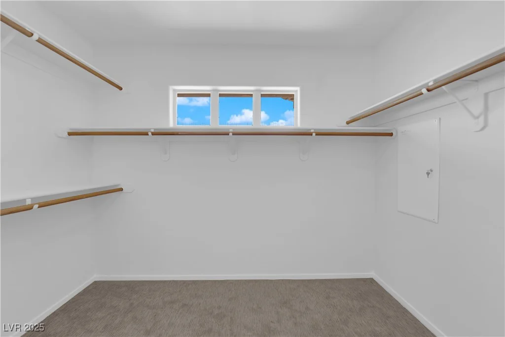 5960 Addy, North Las Vegas, NV 89081