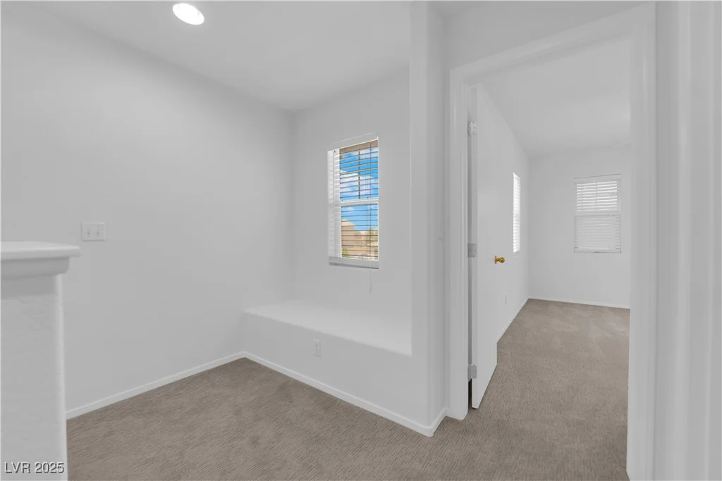 5960 Addy, North Las Vegas, NV 89081