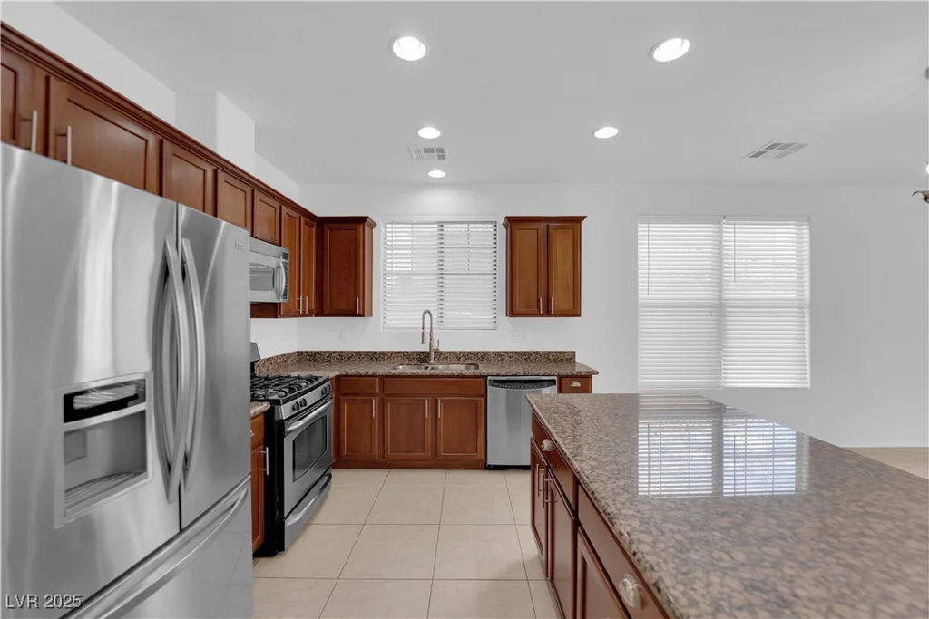 5960 Addy, North Las Vegas, NV 89081