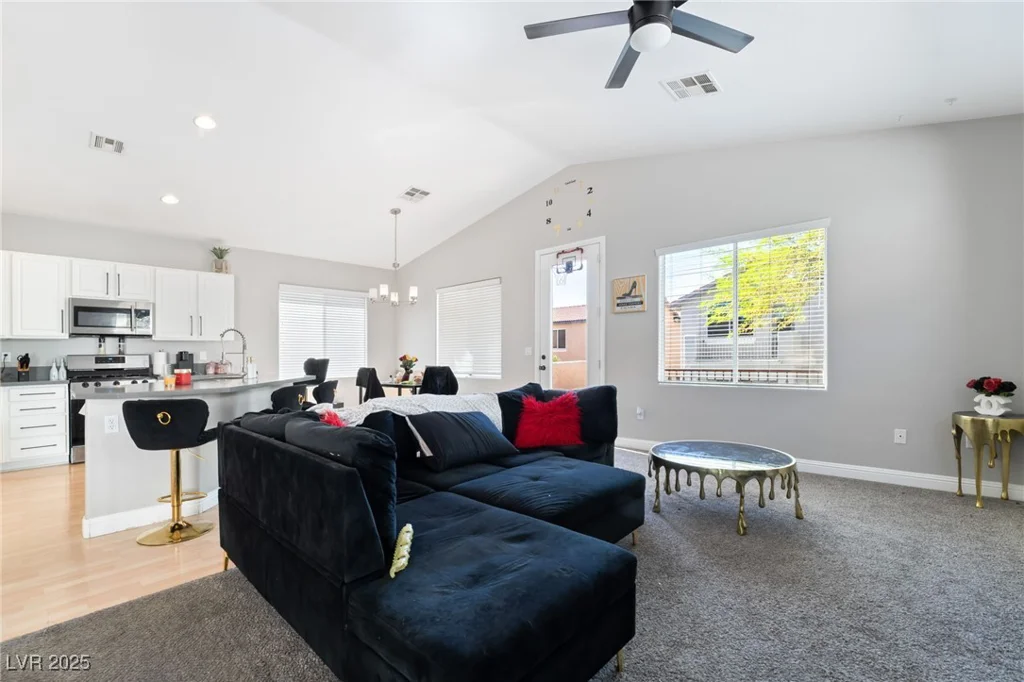 7047 Sombra, Las Vegas, NV 89113