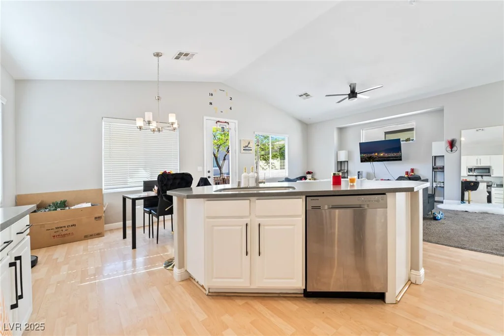 7047 Sombra, Las Vegas, NV 89113