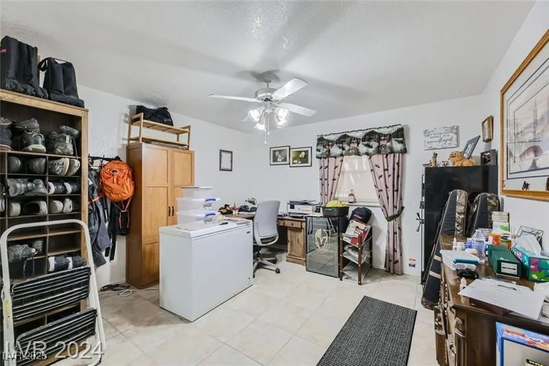 5202 Willis, North Las Vegas, NV 89031