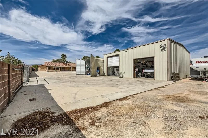 5202 Willis, North Las Vegas, NV 89031