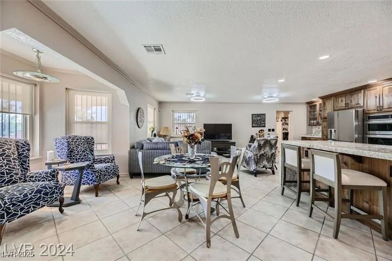 5202 Willis, North Las Vegas, NV 89031