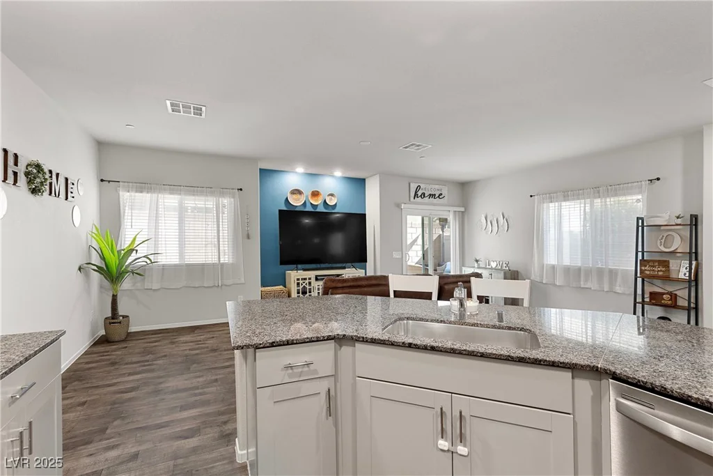 4650 Ridgeley, North Las Vegas, NV 89084