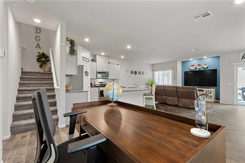 4650 Ridgeley, North Las Vegas, NV 89084