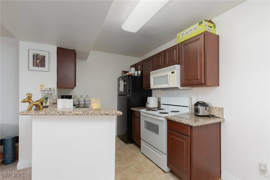 5114 Jones, Las Vegas, NV 89118