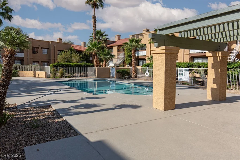 5114 Jones, Las Vegas, NV 89118