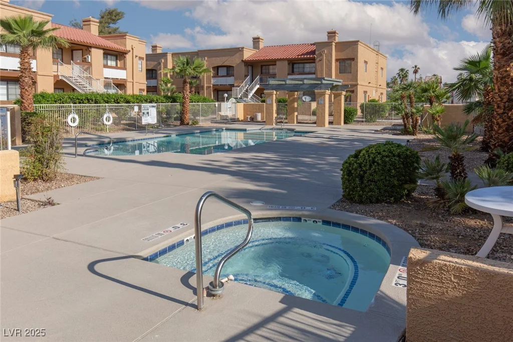 5114 Jones, Las Vegas, NV 89118