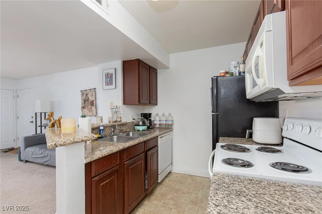 5114 Jones, Las Vegas, NV 89118