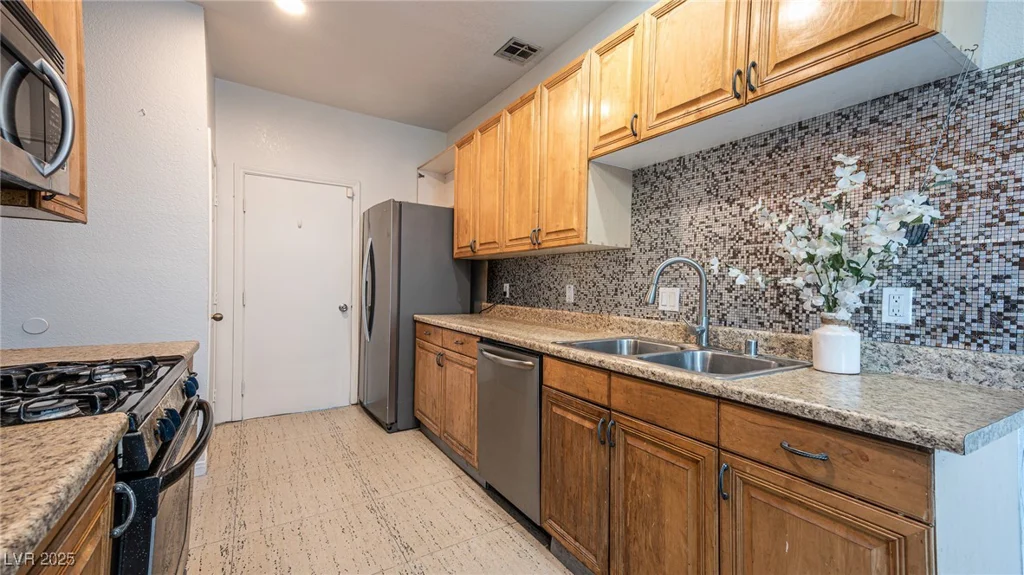 3217 Symphony, Las Vegas, NV 89146