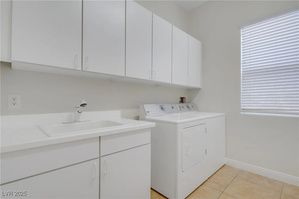 936 Viscanio, Las Vegas, NV 89138