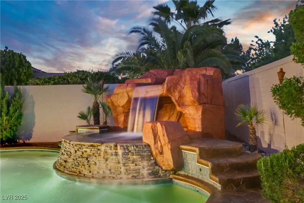 936 Viscanio, Las Vegas, NV 89138
