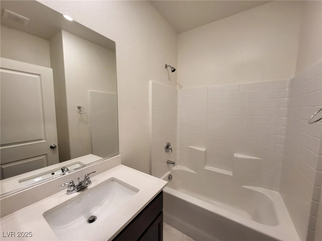 7672 Lush Oasis, Las Vegas, NV 89113