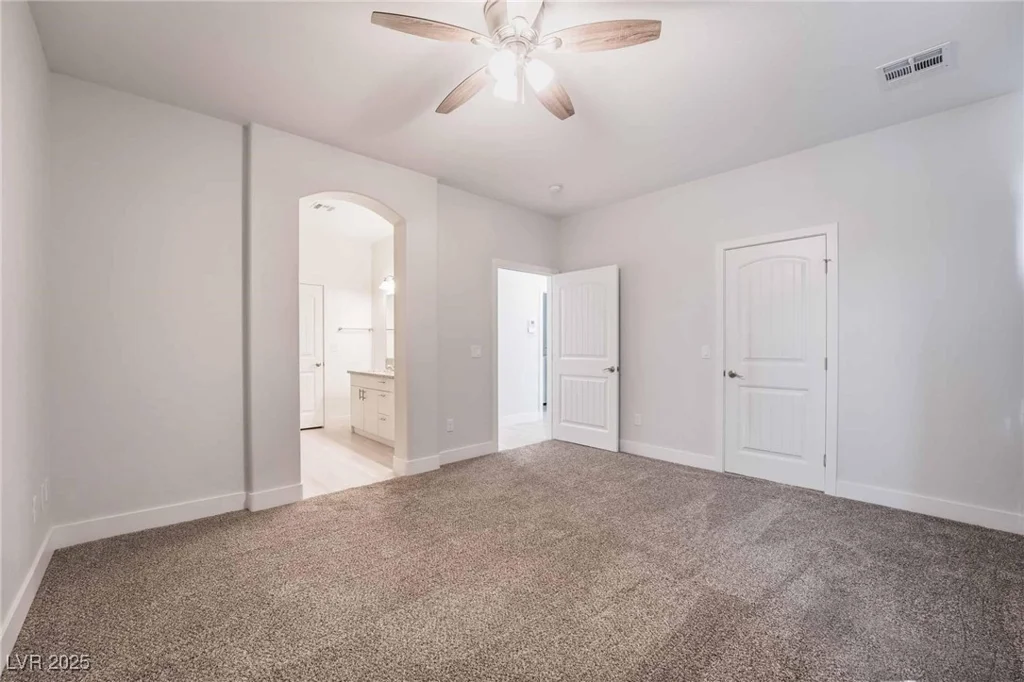 2071 Idaho, Pahrump, NV 89048