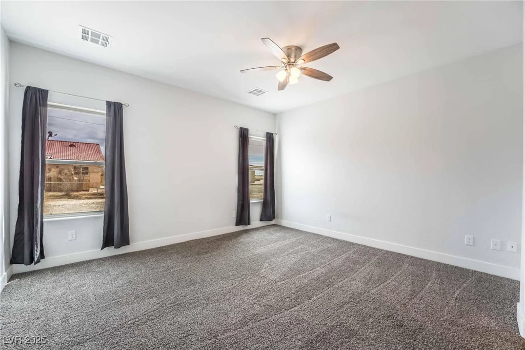 2071 Idaho, Pahrump, NV 89048