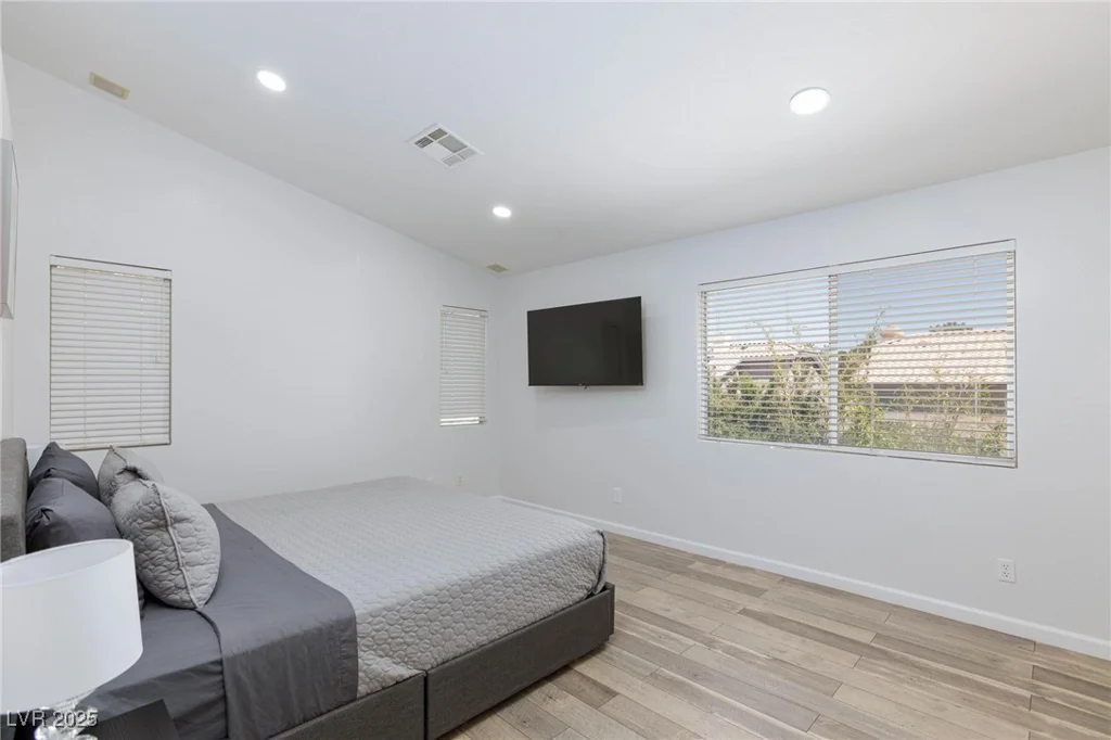 1246 Gary, Las Vegas, NV 89123