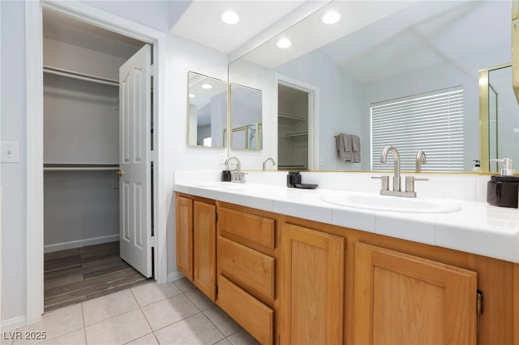 1246 Gary, Las Vegas, NV 89123