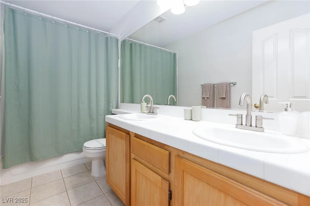 1246 Gary, Las Vegas, NV 89123