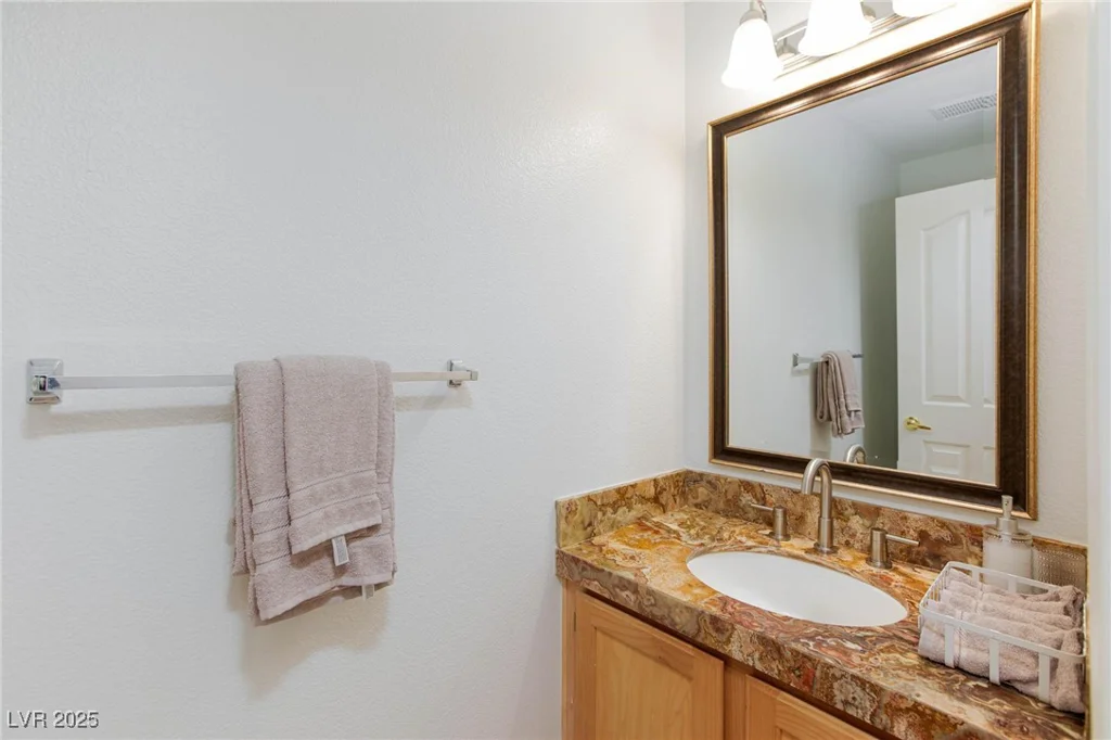 1246 Gary, Las Vegas, NV 89123