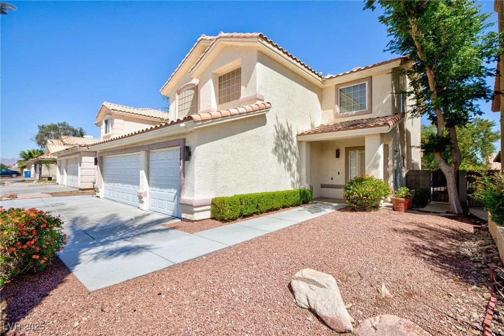 1246 Gary, Las Vegas, NV 89123