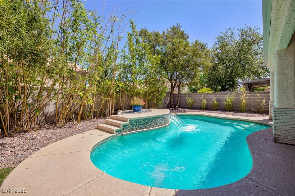 1246 Gary, Las Vegas, NV 89123