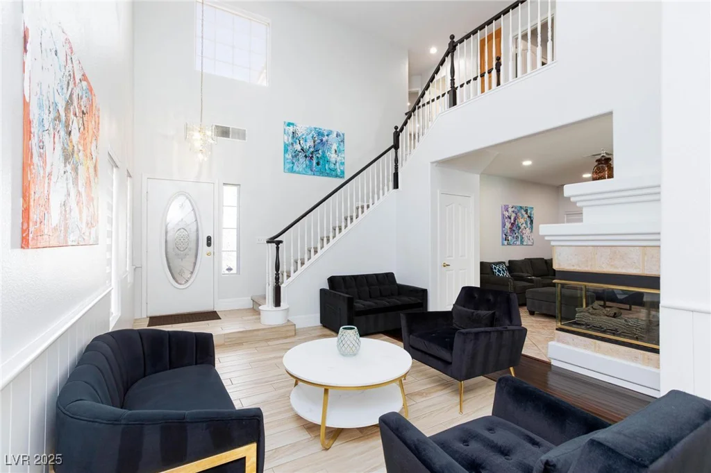 1246 Gary, Las Vegas, NV 89123