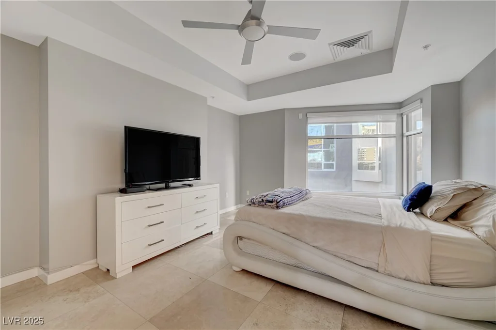 4515 Dean Martin, Las Vegas, NV 89103