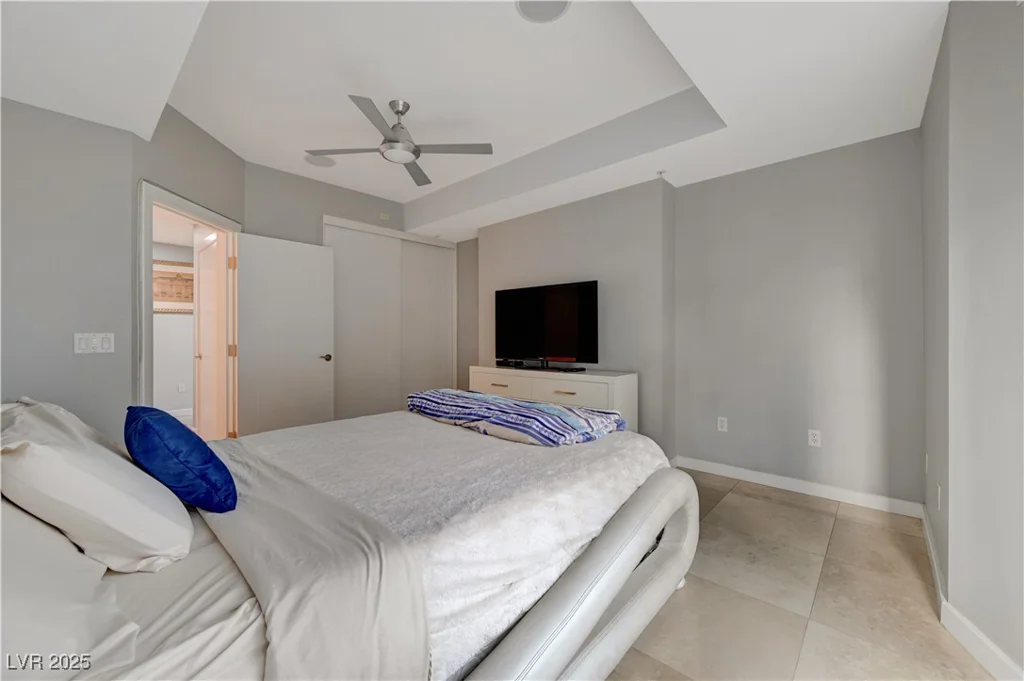 4515 Dean Martin, Las Vegas, NV 89103
