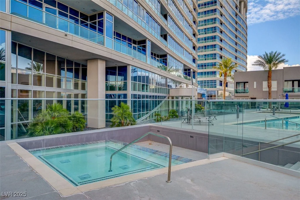 4515 Dean Martin, Las Vegas, NV 89103