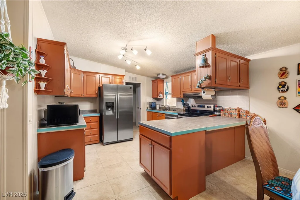 4931 Comanche, Pahrump, NV 89061