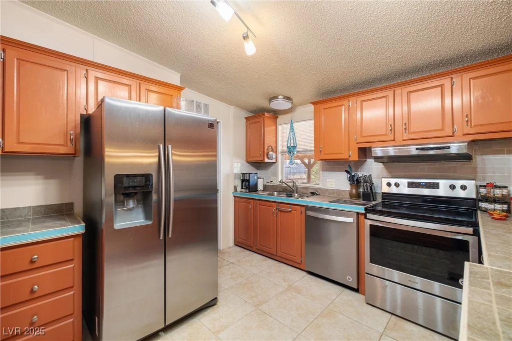 4931 Comanche, Pahrump, NV 89061