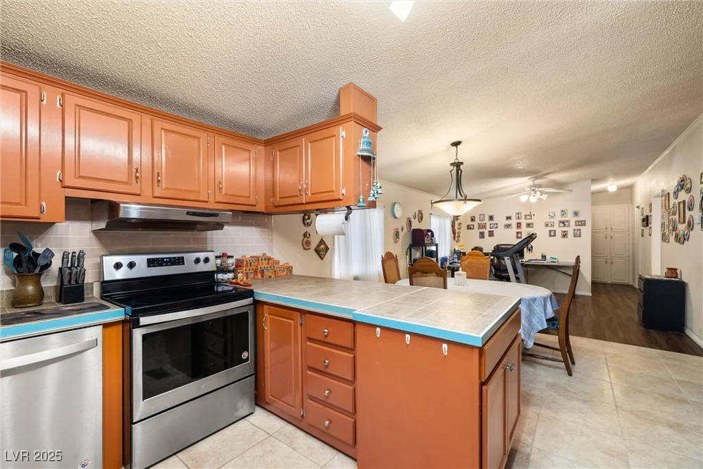 4931 Comanche, Pahrump, NV 89061