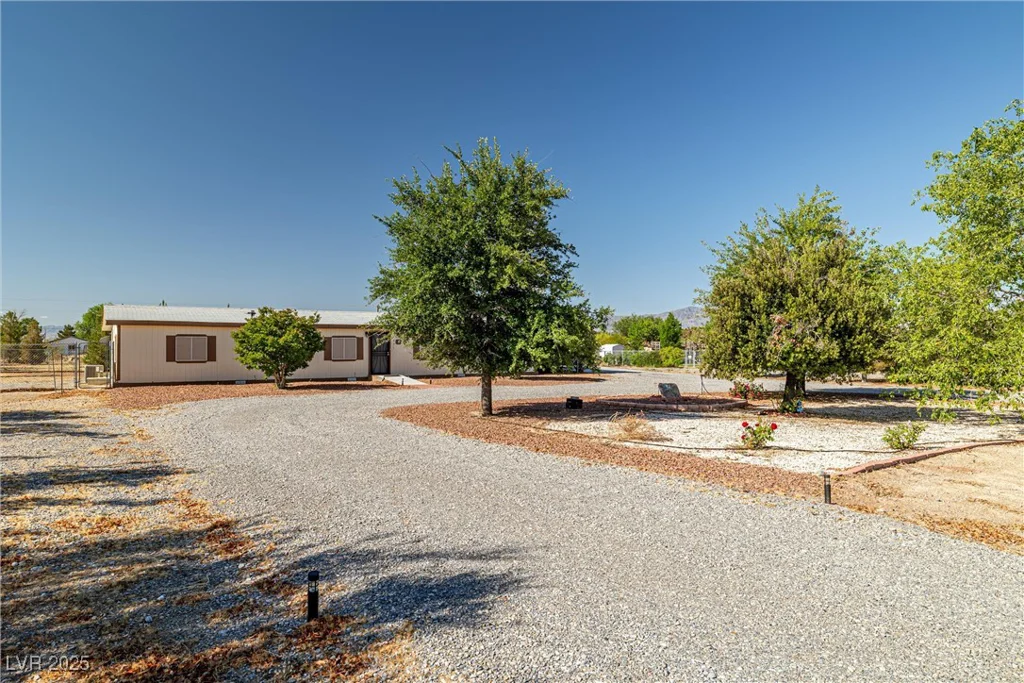 4931 Comanche, Pahrump, NV 89061