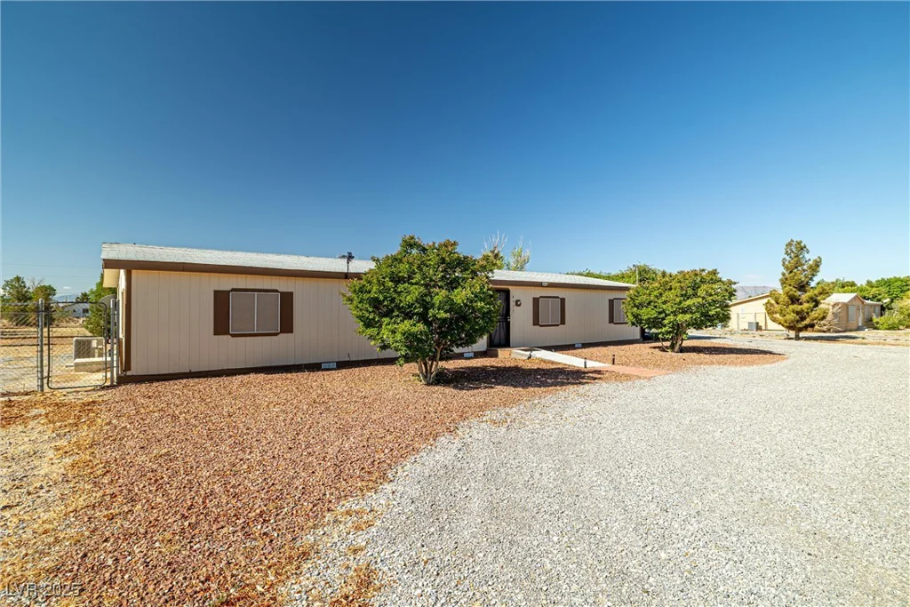 4931 Comanche, Pahrump, NV 89061