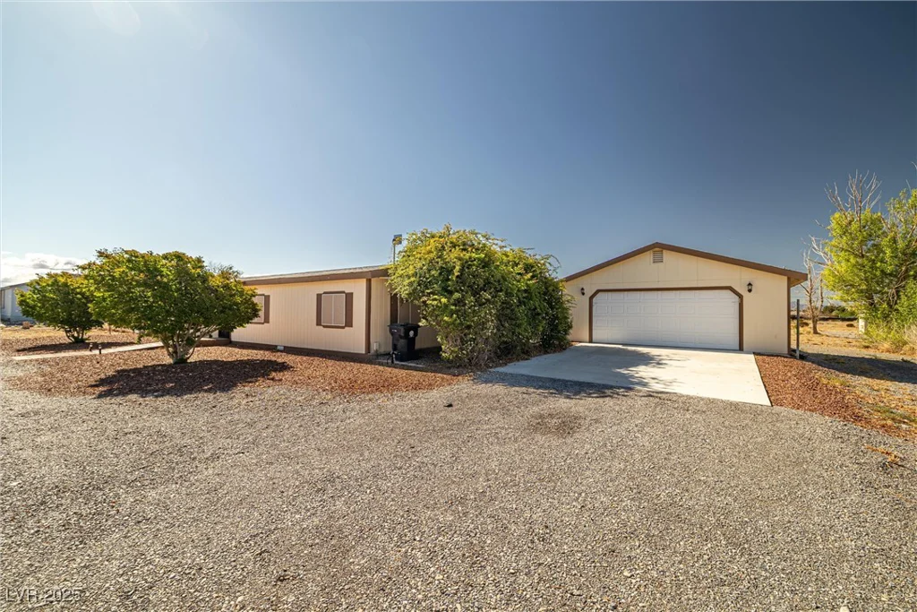 4931 Comanche, Pahrump, NV 89061
