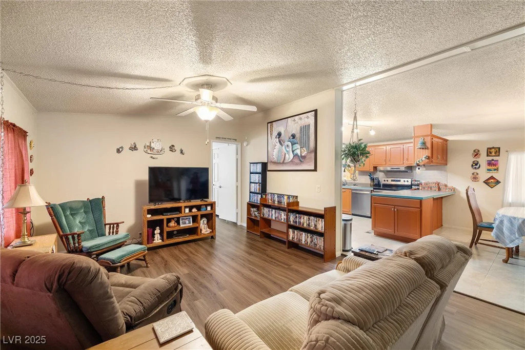 4931 Comanche, Pahrump, NV 89061