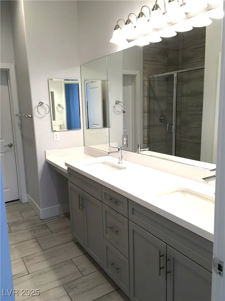 6450 Spring Jog, Las Vegas, NV 89166