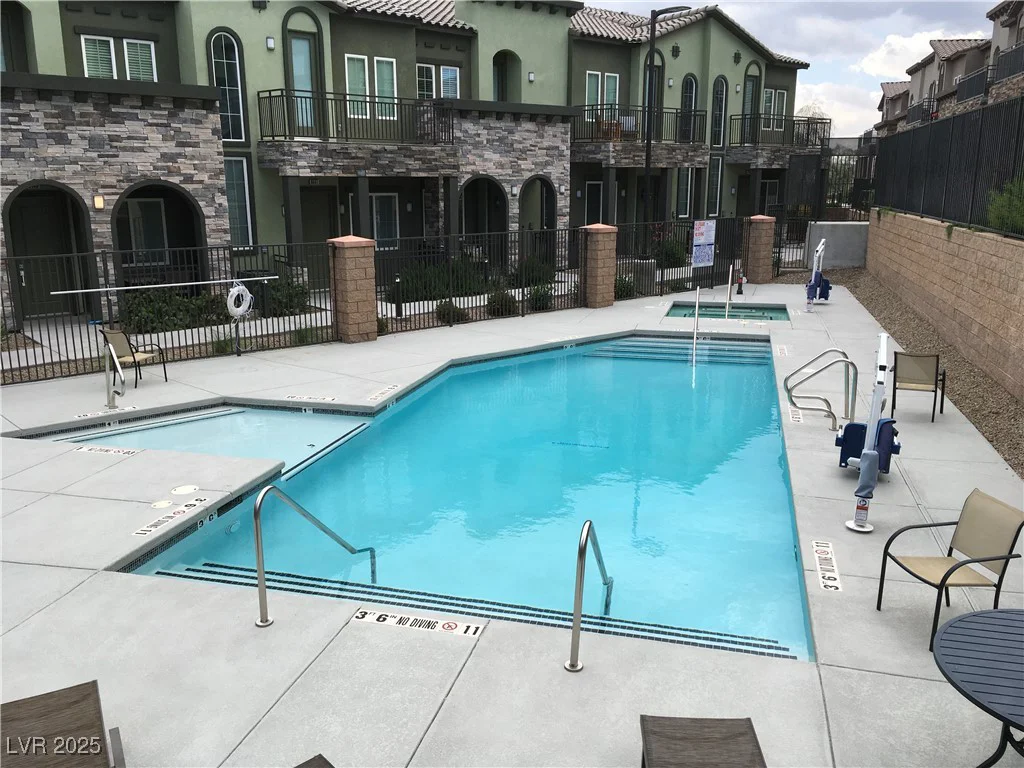 6450 Spring Jog, Las Vegas, NV 89166