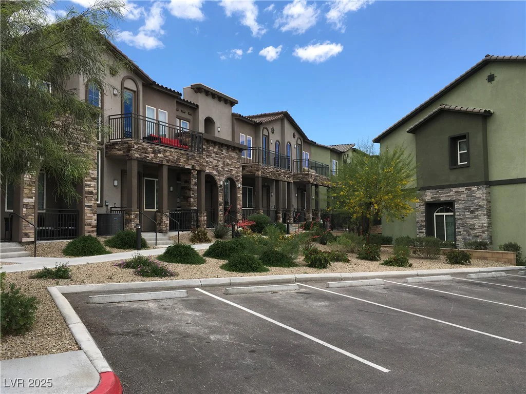 6450 Spring Jog, Las Vegas, NV 89166