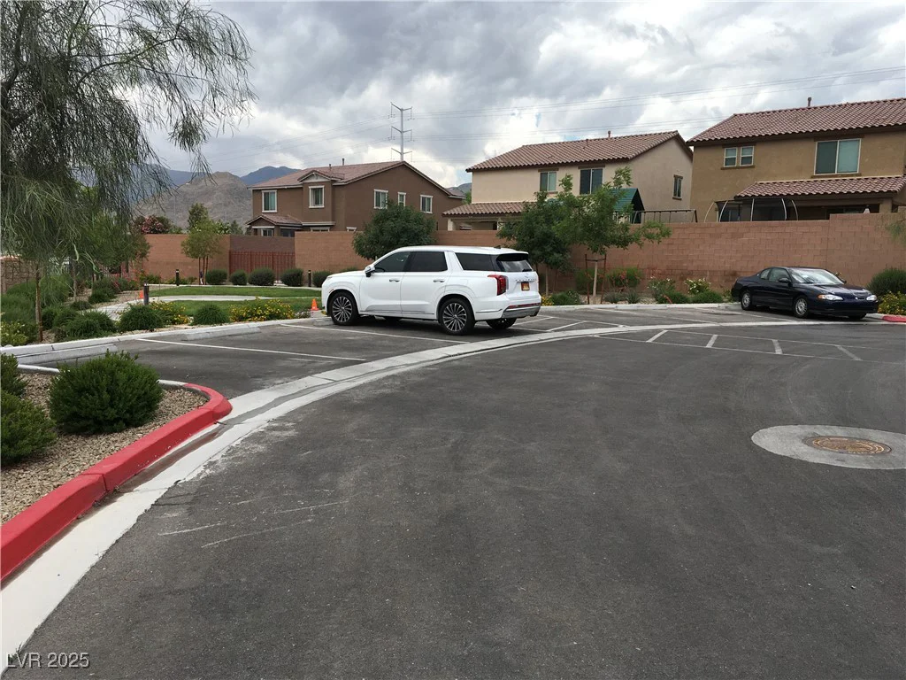 6450 Spring Jog, Las Vegas, NV 89166