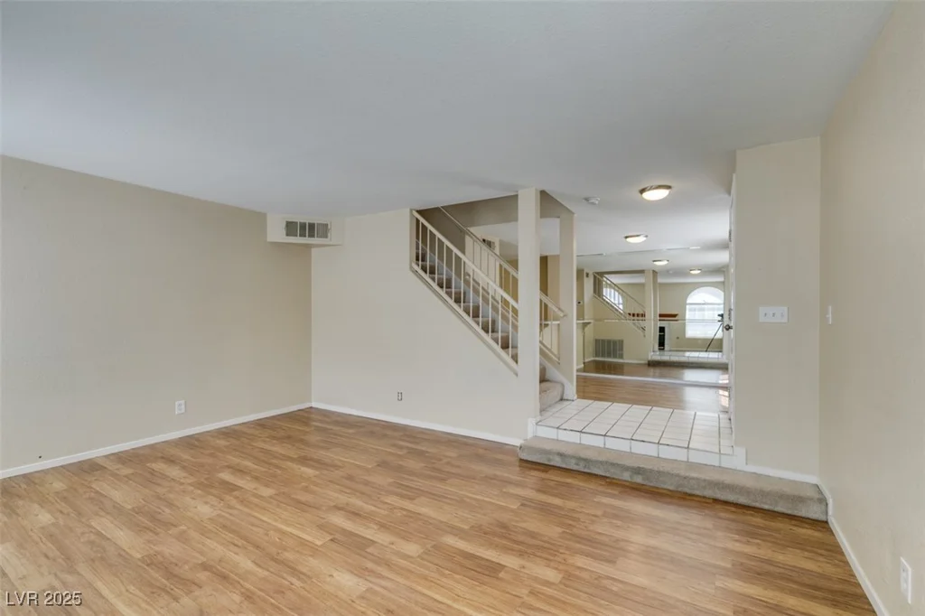 7732 Almeria, Las Vegas, NV 89128