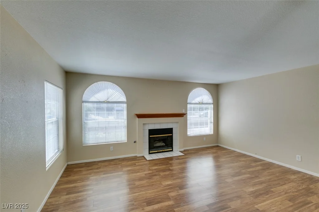 7732 Almeria, Las Vegas, NV 89128