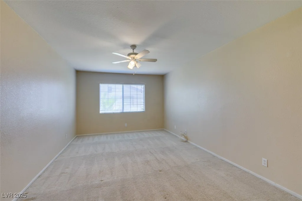 7732 Almeria, Las Vegas, NV 89128