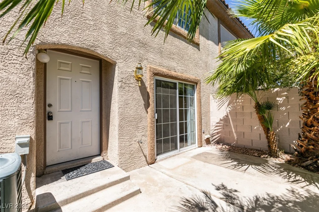 7732 Almeria, Las Vegas, NV 89128