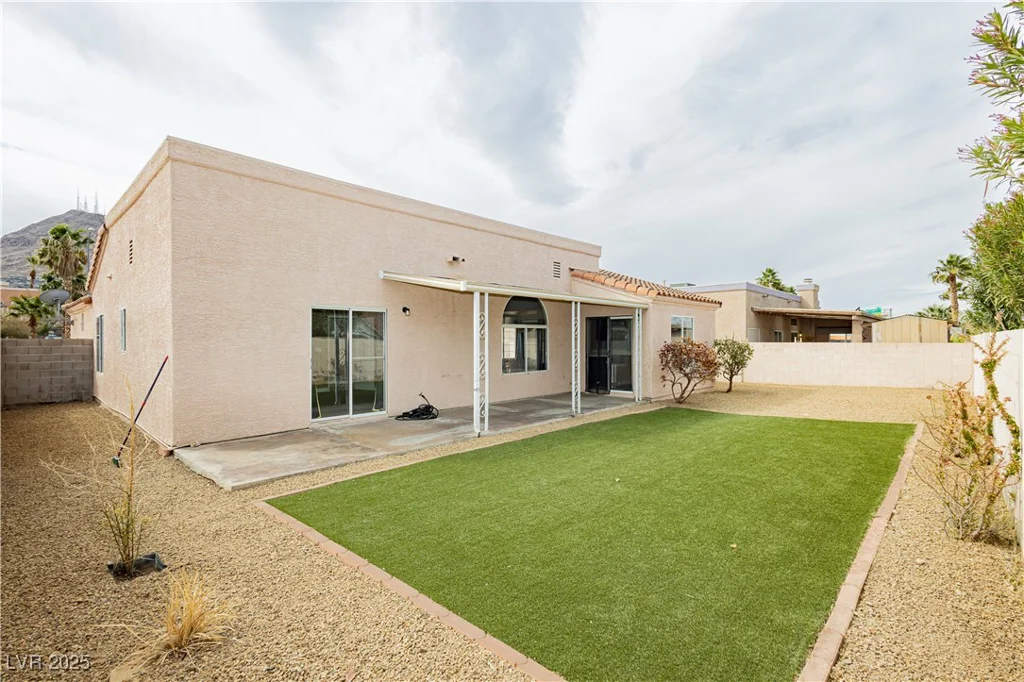 434 Viewmont, Henderson, NV 89015